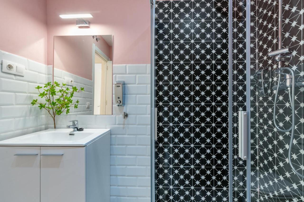 Olehousing - Cathedral Terrace Apartments Севиля Екстериор снимка