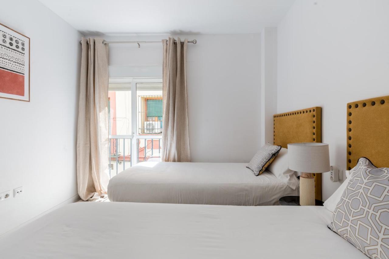 Olehousing - Cathedral Terrace Apartments Севиля Екстериор снимка